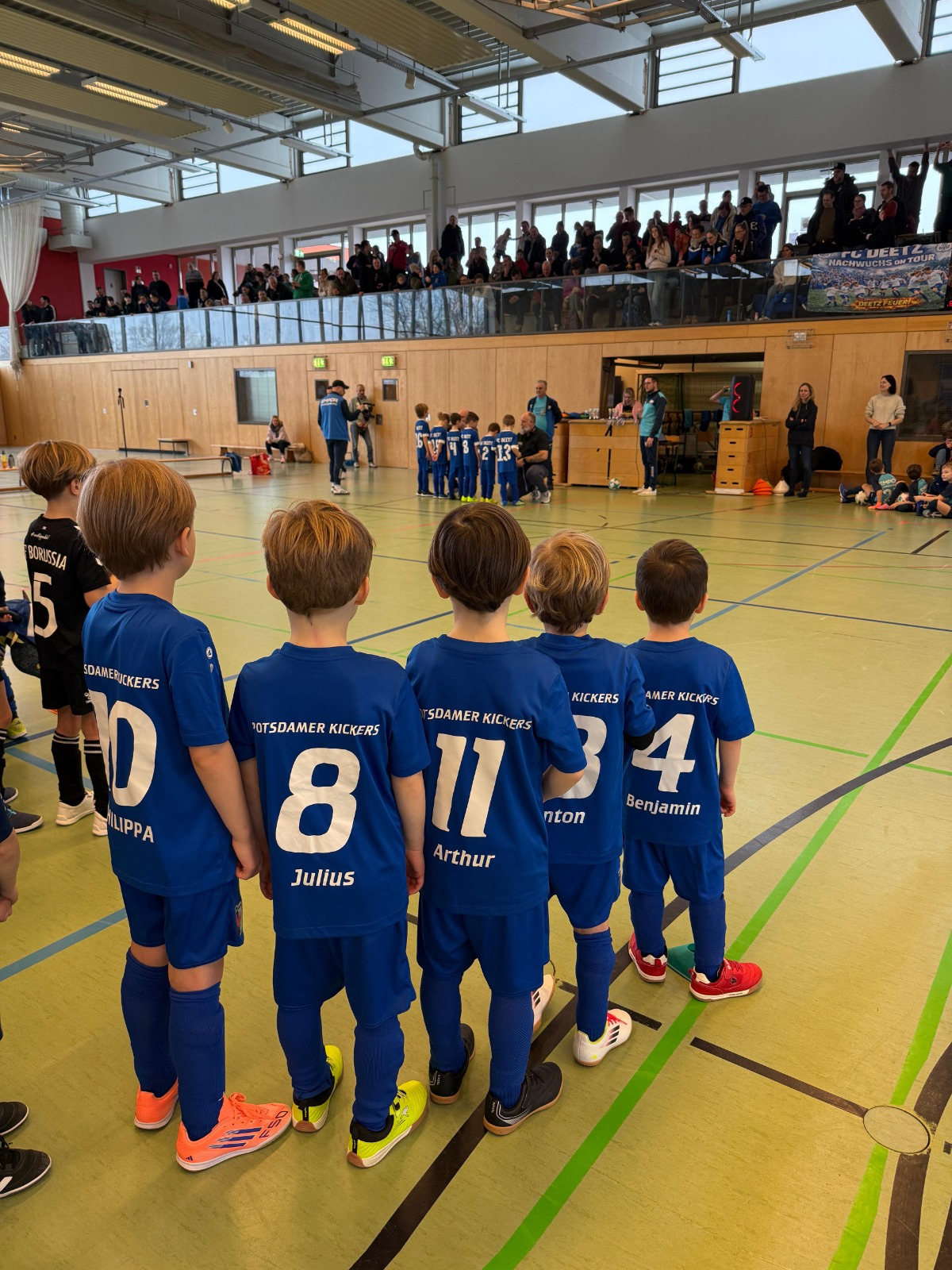 Minikicker erreichen beim Budenzauber in Brandenburg Silberrunde