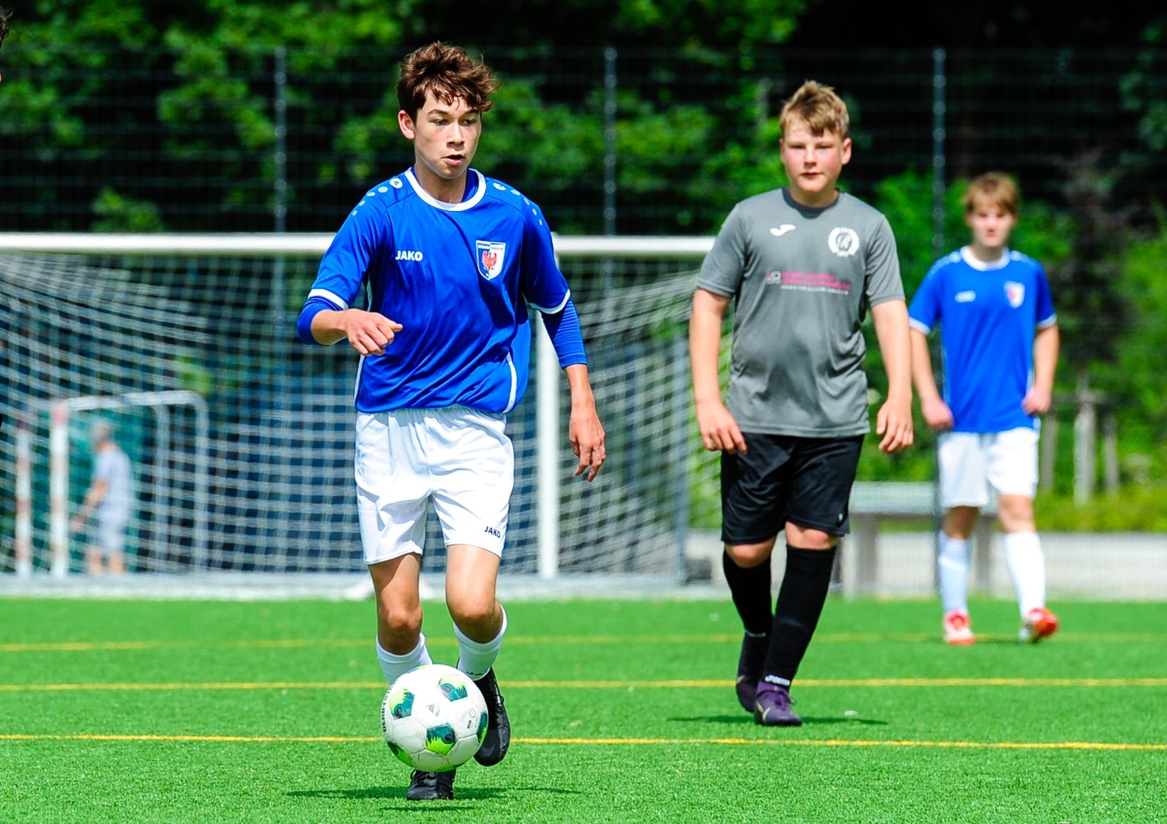 C2-Junioren übernehmen Tabellenführun