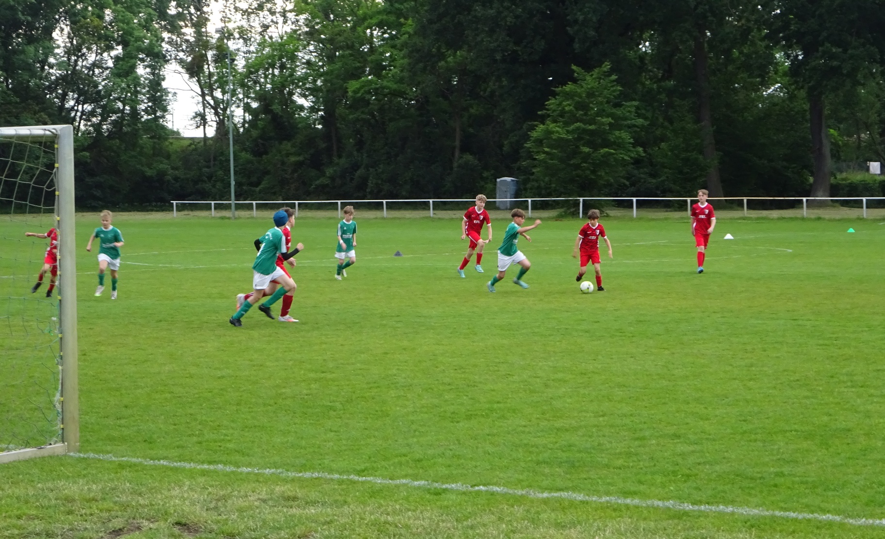 Zweimal 6:1 innerhalb von 38 Stunden : D2-Junioren mit Doppelsieg